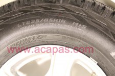 Toyota Land Cruiser 76/78/79 tire